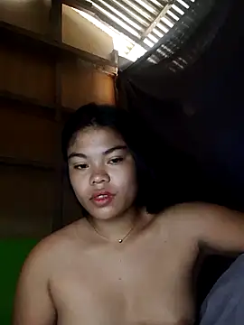 Snapshot of cloe_candy19 chatting on 10-01-25, 12:49 cloe candy19 online show from 10-01-25, 12:49