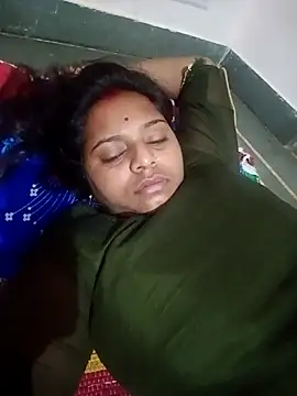 Hot crety online show from 09-21-25, 12:23