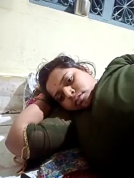 Hot crety online show from 10-11-25, 06:17