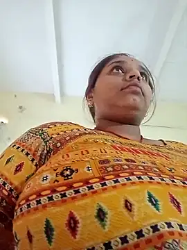 Hot crety online show from 10-12-25, 11:42