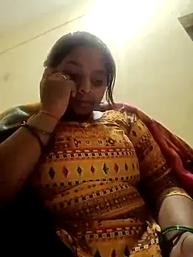 Hot crety online show from 11-25-25, 05:24