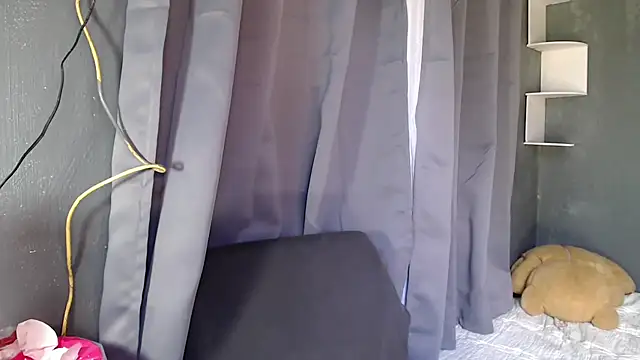 urseductivebarbie xx online show from 10-04-25, 04:32