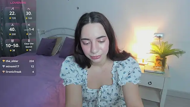 Snapshot of Still_eva chatting on 02-12-26, 04:40 Still eva online show from 02-12-26, 04:40