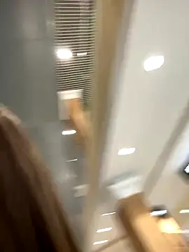 ElliRose online show from 11-01-25, 06:15