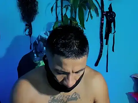 zeus 7777 online show from 10-28-25, 08:07