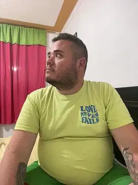 Snapshot of Chimbo-1996 chatting on 11-11-25, 01:16 Chimbo-1996 online show from 11-11-25, 01:16