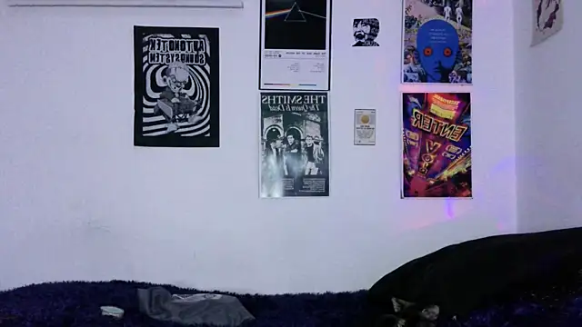 Snapshot of plutonbluemooon333 chatting on 02-28-26, 01:17 plutonbluemooon333 online show from 02-28-26, 01:17