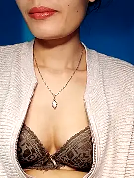 Hinna x online show from 11-25-25, 02:33