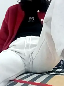 Hinna x online show from 02-14-26, 08:38