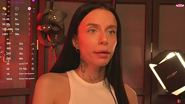 Snapshot of livia_starwars chatting on 10-15-25, 09:48 livia starwars online show from 10-15-25, 09:48