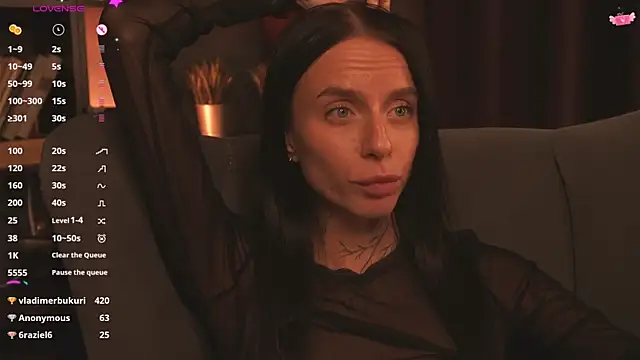 livia starwars online show from 11-14-25, 09:30