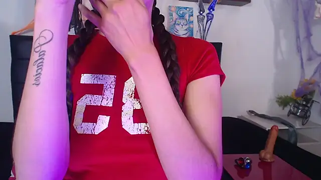 Snapshot of Nataliagp chatting on 10-12-25, 04:44 Nataliagp online show from 10-12-25, 04:44