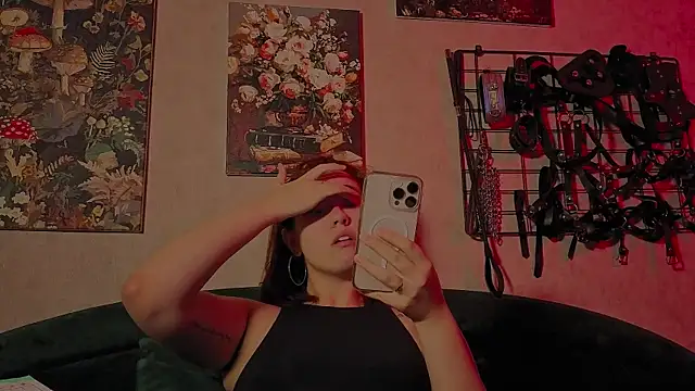 the high priestess online show from 03-24-26, 02:49