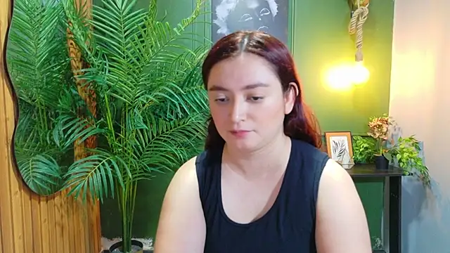 Snapshot of Anaa_Rose chatting on 07-04-26, 06:14 Anaa Rose online show from 07-04-26, 06:14