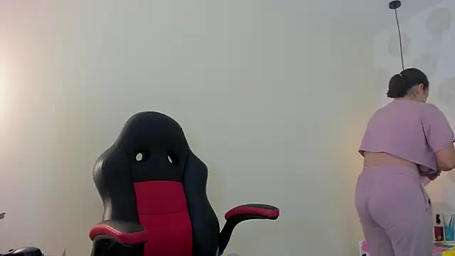 GIANAMILLER6 online show from 09-15-25, 12:16