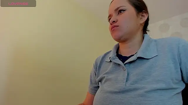 GIANAMILLER6 online show from 10-20-25, 12:16