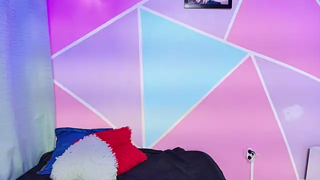 Snapshot of catalina_santana20 chatting on 05-06-26, 04:01 catalina santana20 online show from 05-06-26, 04:01