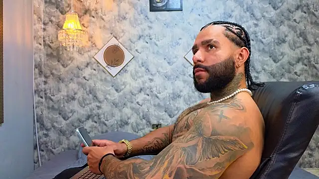 Apolo rousse1 online show from 12-21-25, 08:38