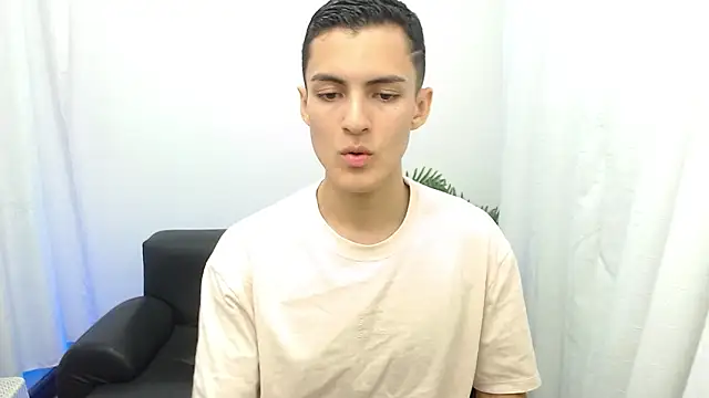 Matiius18 online show from 11-27-25, 01:57