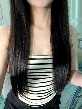 Snapshot of Dior_baby chatting on 10-15-25, 01:06 Dior baby online show from 10-15-25, 01:06