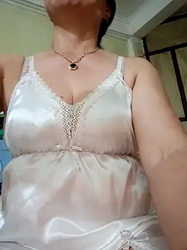 Snapshot of Kim-Anhh chatting on 10-09-25, 07:50 Kim-Anhh online show from 10-09-25, 07:50