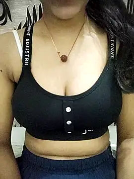 Snapshot of Nikita-Singh88 chatting on 10-25-25, 02:56 Nikita-Singh88 online show from 10-25-25, 02:56