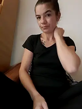 alinaalinutzq online show from 11-02-25, 07:22