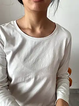 MengMeng0515 online show from 11-14-25, 04:22