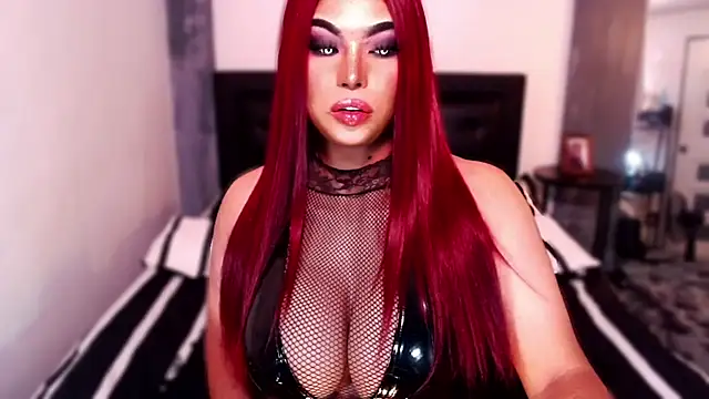 xTrixieMae online show from 09-30-25, 06:18