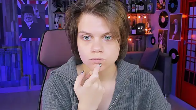 EllieMurler online show from 09-25-25, 09:02