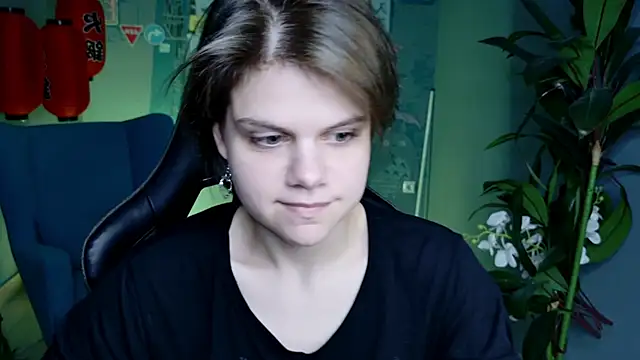 EllieMurler online show from 10-01-25, 09:26