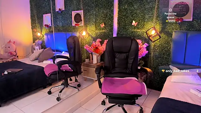 Linagh  online show from 09-19-25, 11:55