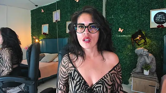 Linagh  online show from 10-27-25, 05:17