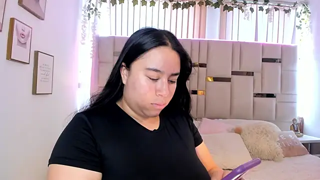 Zoey thompson online show from 03-03-26, 08:15