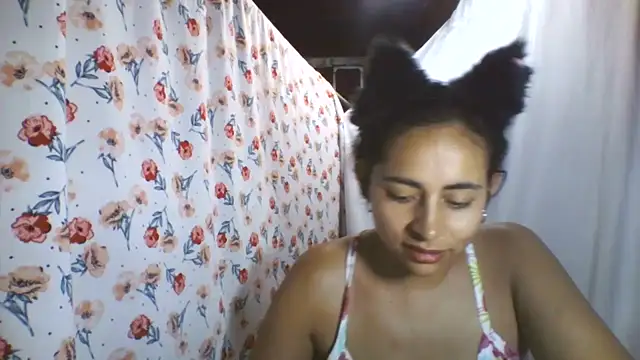 Anabelhotxx16 online show from 10-11-25, 02:00