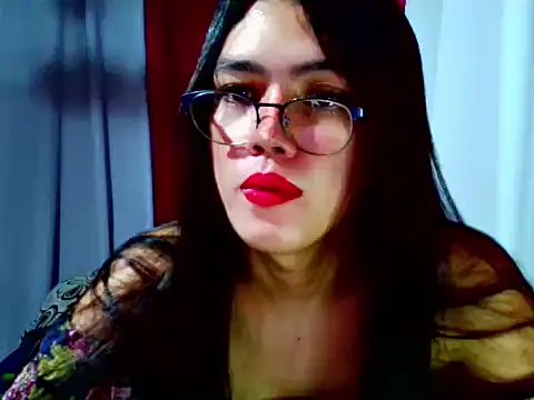 Snapshot of urdreamfilipina chatting on 10-20-25, 10:38 urdreamfilipina online show from 10-20-25, 10:38