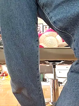 Nail Yummy online show from 11-20-25, 12:11