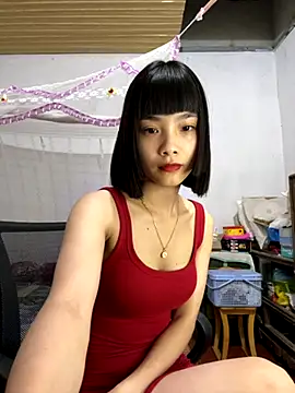 Snapshot of andymi1 chatting on 10-06-25, 12:24 andymi1 online show from 10-06-25, 12:24