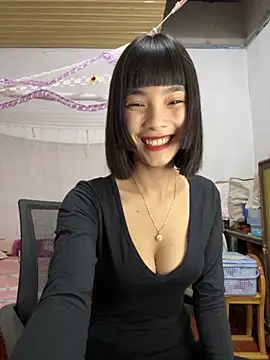 Snapshot of andymi1 chatting on 10-20-25, 12:16 andymi1 online show from 10-20-25, 12:16