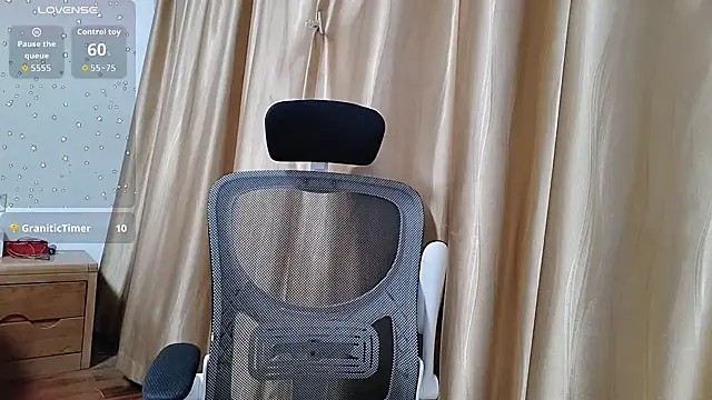 Snapshot of Haili-1 chatting on 10-04-25, 01:31 Haili-1 online show from 10-04-25, 01:31