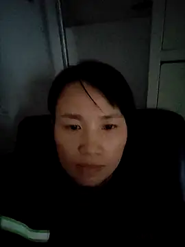 Snapshot of Haili-1 chatting on 10-24-25, 08:11 Haili-1 online show from 10-24-25, 08:11