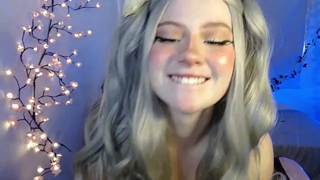 Snapshot of Lil_bela chatting on 09-26-25, 12:42 Lil bela online show from 09-26-25, 12:42