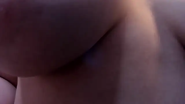 Snapshot of Lil_bela chatting on 10-02-25, 12:12 Lil bela online show from 10-02-25, 12:12