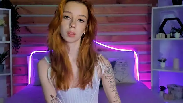 Snapshot of Lori_Williams chatting on 11-25-25, 12:54 Lori Williams online show from 11-25-25, 12:54