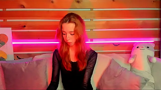 Snapshot of Lori_Williams chatting on 12-03-25, 01:02 Lori Williams online show from 12-03-25, 01:02