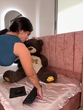 salomecute21 online show from 11-01-25, 11:56