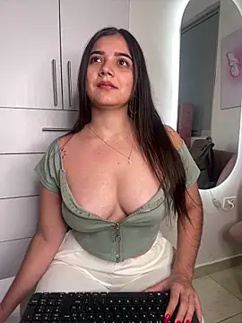 salomecute21 online show from 02-19-26, 11:06