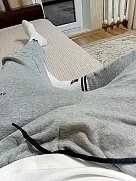 Snapshot of Maxim_16cm chatting on 12-02-25, 02:12 Maxim 16cm online show from 12-02-25, 02:12