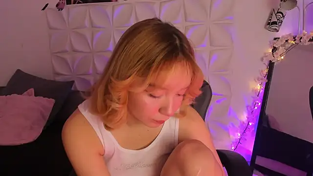 JuliethMoss online show from 11-27-25, 08:22