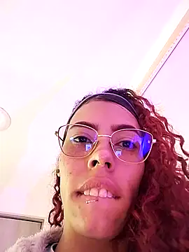 Snapshot of Pamelamiler__ chatting on 10-29-25, 11:56 Pamelamiler online show from 10-29-25, 11:56